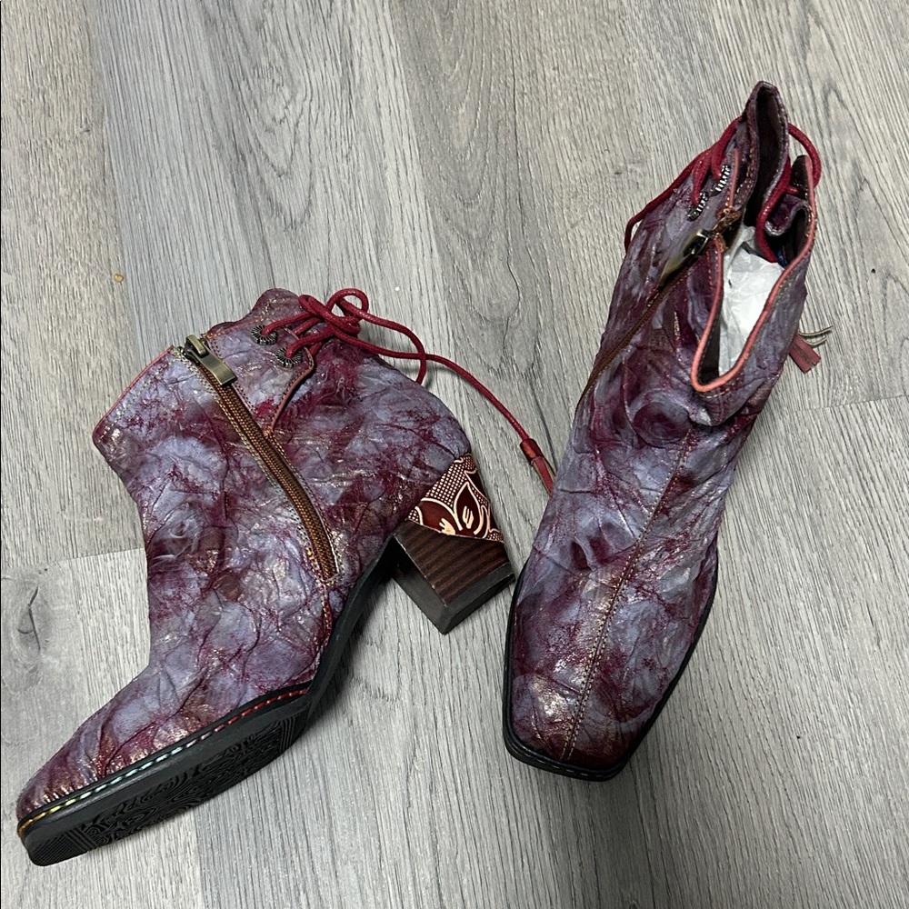 L’artiste Leather Ankle Boots
